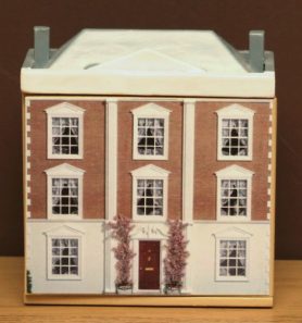 Miniature dolls house
